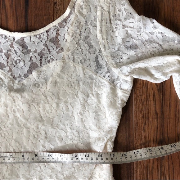 GUESS Cream Lace Long Sleeve Shirt with Scoop Back - Picture 5 of 8